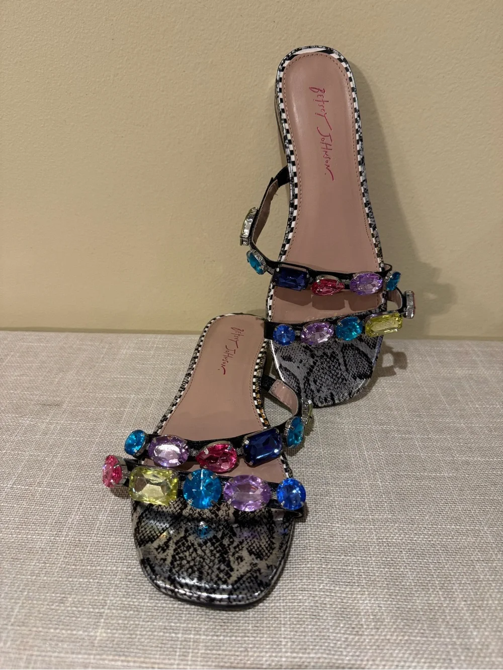 Betsey Johnson Willet Snake Print Gem Sandals 10